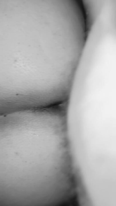 กลางนิ้วกับหีนั่น