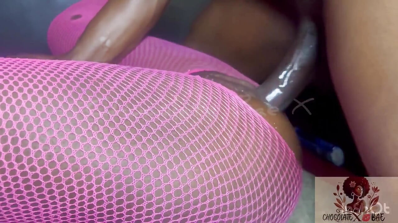 Get That Pussy and Beat It Like It Owes You Money Stepdaddy, Imma Squirt Everywhere!!!