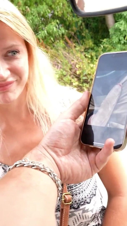 Loira adorava provar seu pau enorme (MikeBigDick) | Clipe 1