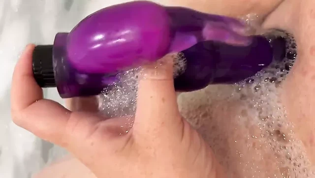 Chubby cheating wife fucking a dildo in the bath and sends it to her husbands bests friend, imagining it was him fucking