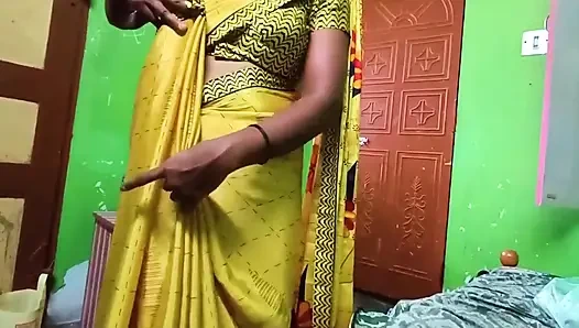 Ammu Showing Big Boobs and Changing the Saree