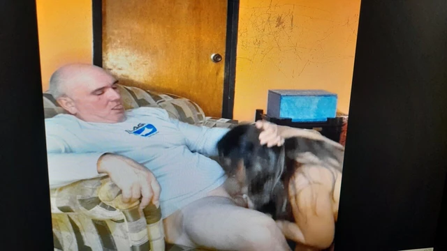 MY NEIGHBOR SUCKS MY COCK RICH