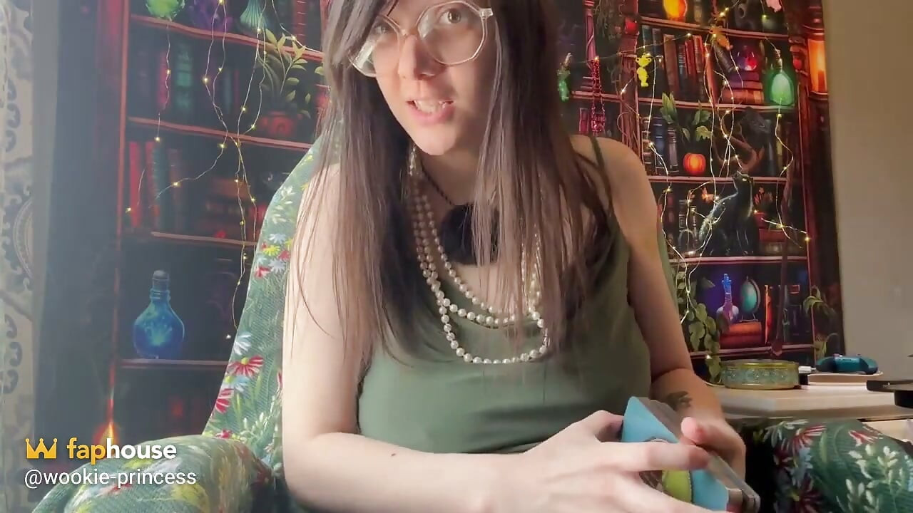 Melhor Amiga Te Dá Instruções para Bater uma