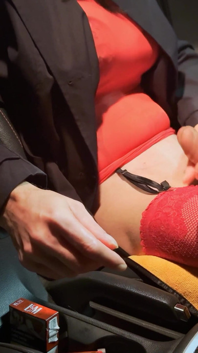 新しいメッシの課題、汚れたスカートとストッキング、尿と精液の中 |クリップ3