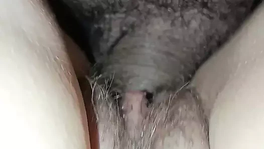 Нимфоманка обожает трахаться с оргазмом в видео от первого лица