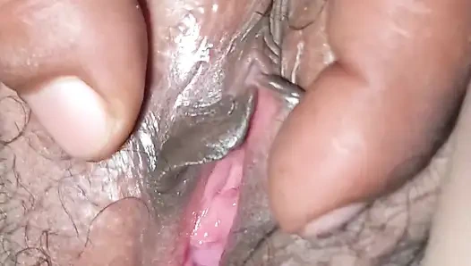 Today I fucked my sister-in-law and poured juice into her pussy.