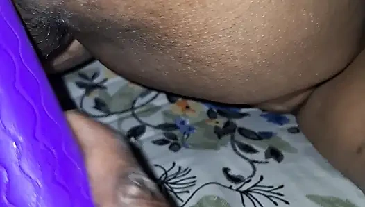 Bhabhi Get Massage in Pussy