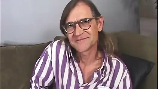 Curious Step Daughter Agrees with Step Dad to Try Her First Porn