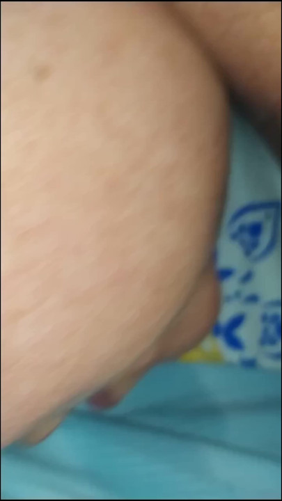 Yastığın üzerinde salyalar akıyor