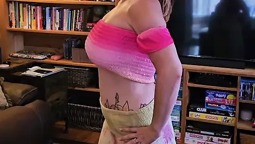 У этой домохозяйки большие сиськи, подборка от ONLYFAN PAGE