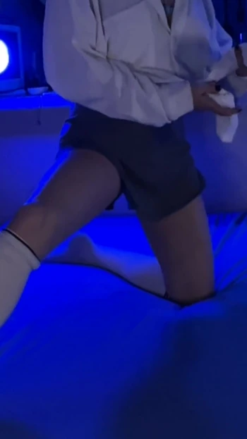 Petite Babe in White Knee-socks Are Teasing You Cam 2