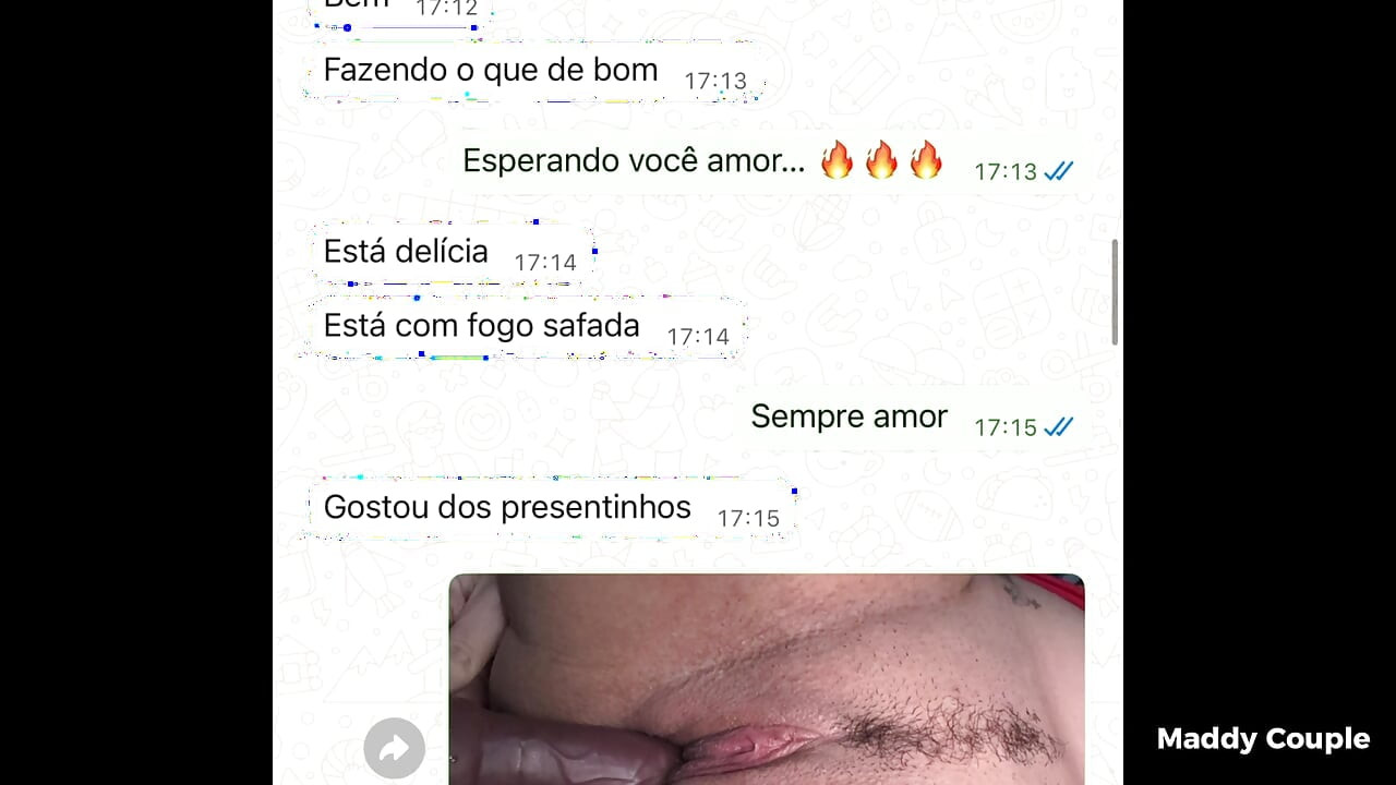 Žena traži duplu penetraciju u WhatsApp razgovoru