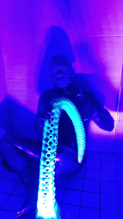 Full Rubber Shower Session