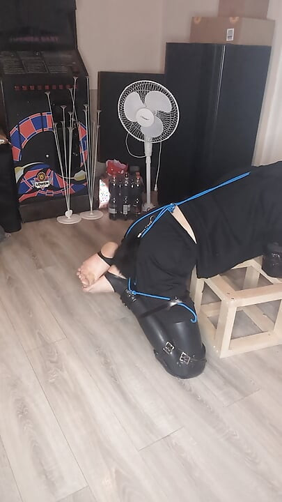 mittens bitchsuit humping