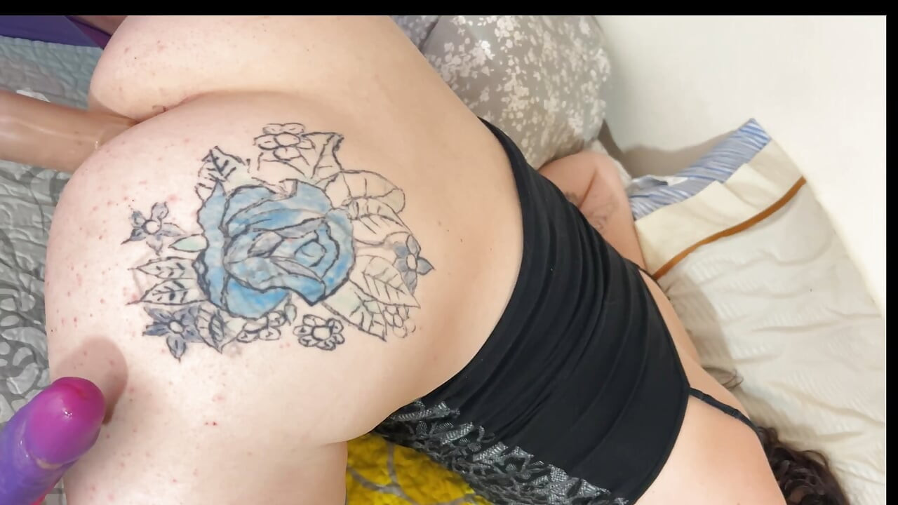 live stream cum play