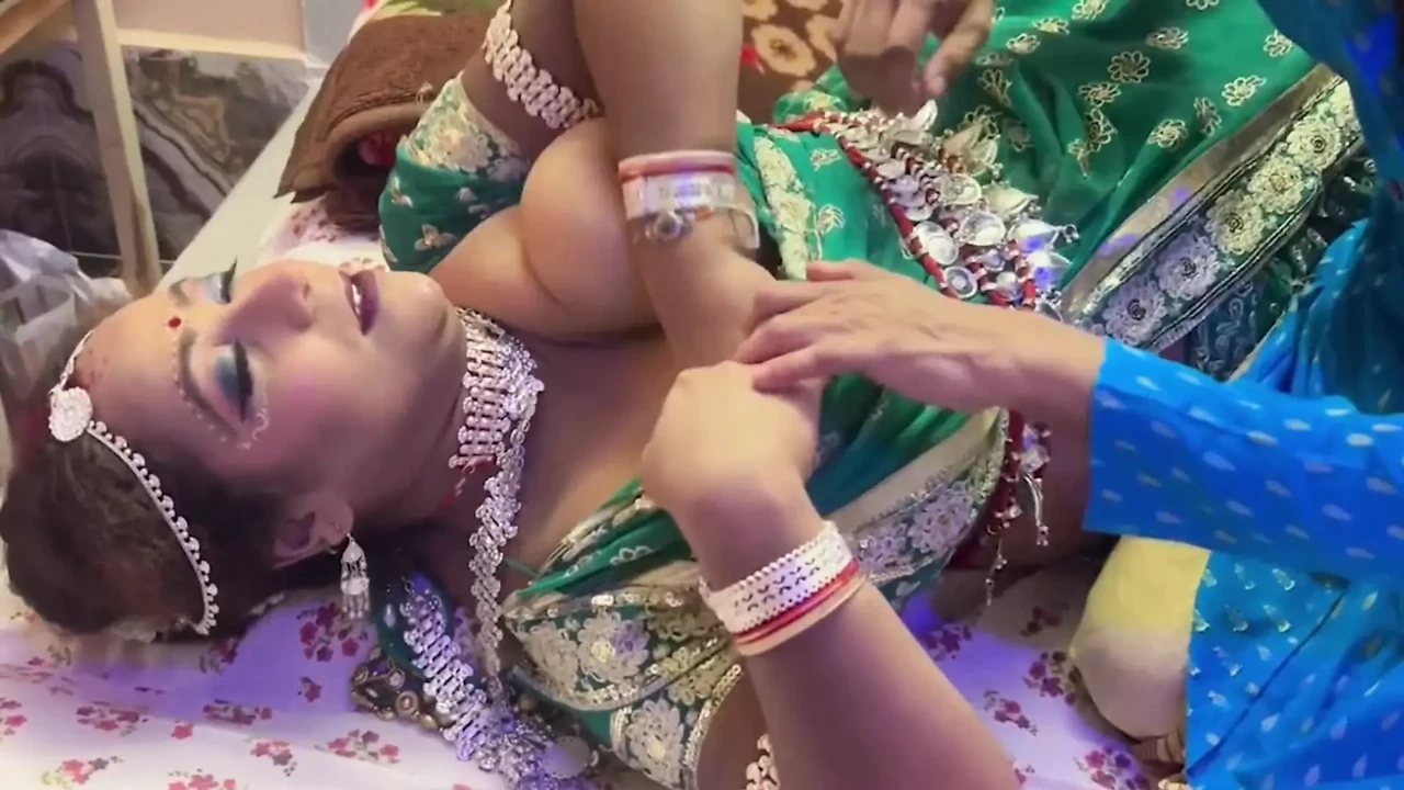 Suhagraat me hi wife ka boor faar diya