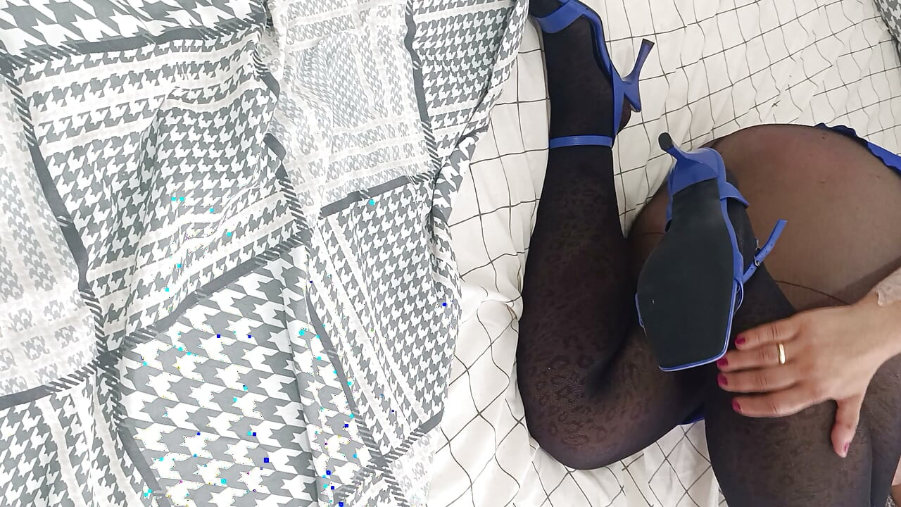 My boss's wife was so sexy in a blue nightgown
