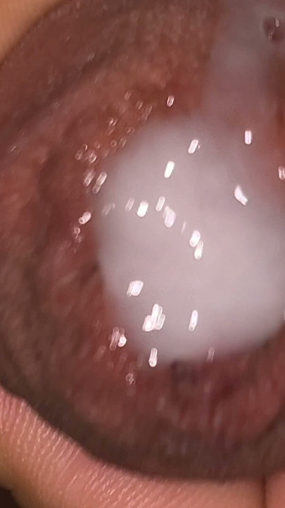 EXTREME CLOSE UP handjob - MASIVE CUMSHOT | Clip 1