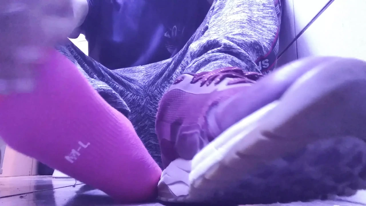 RELAXING TIME MASSAGING MY FEET WITH PINK SOCKS