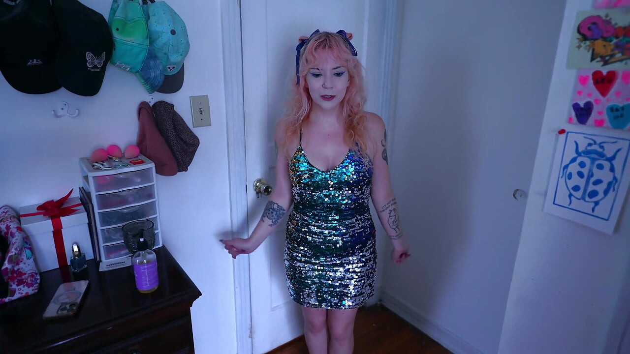 MILF Loses Spin the Bottle