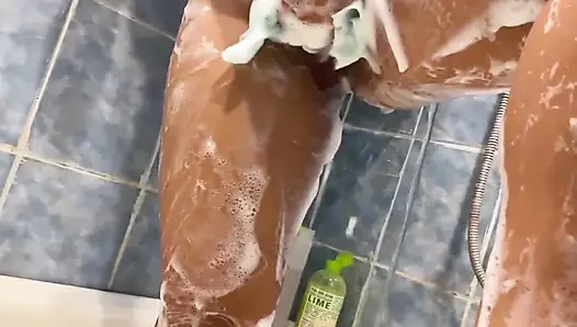 Ich dusche heiß