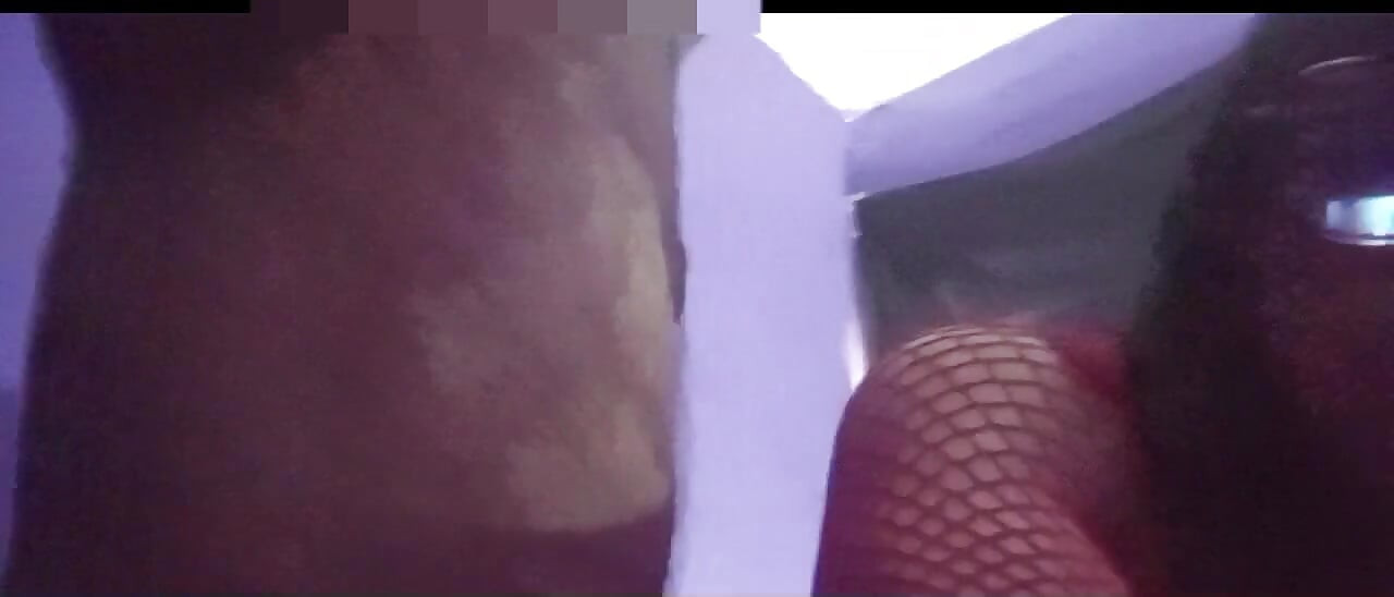 He came for his cock sucking to my room