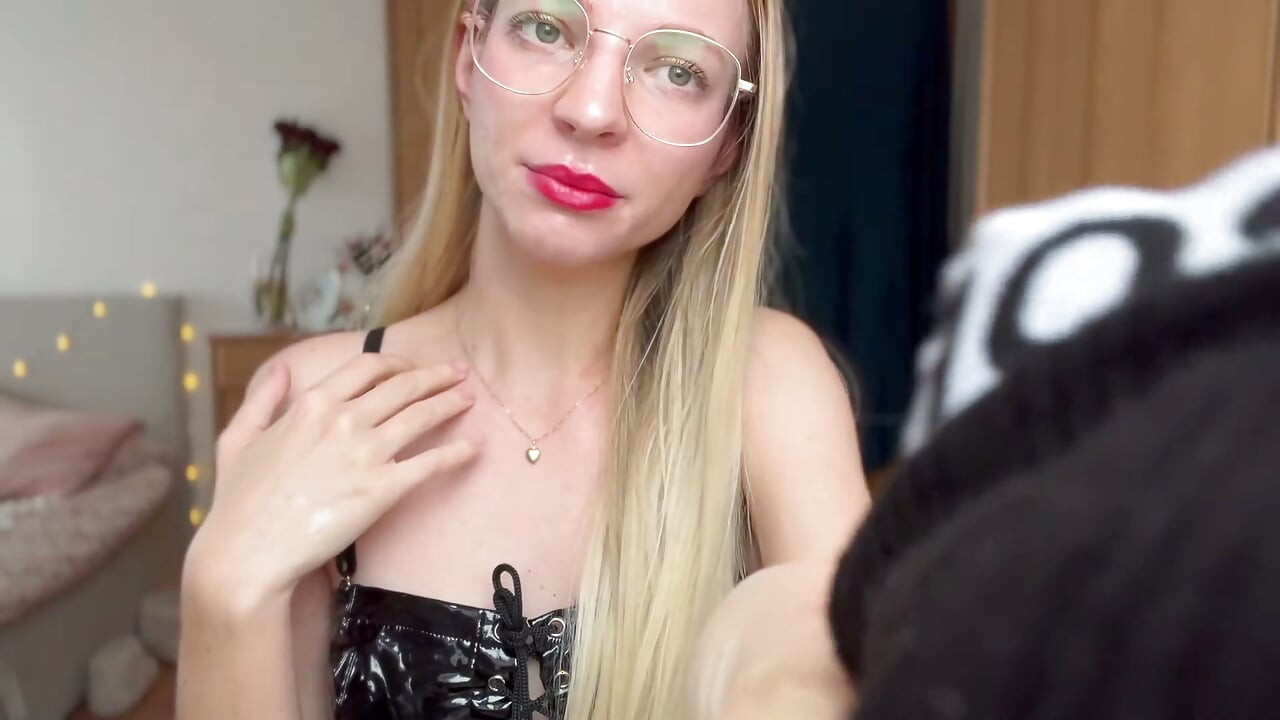 Juego de roles de Asmr - tratamiento inapropiado y grosero