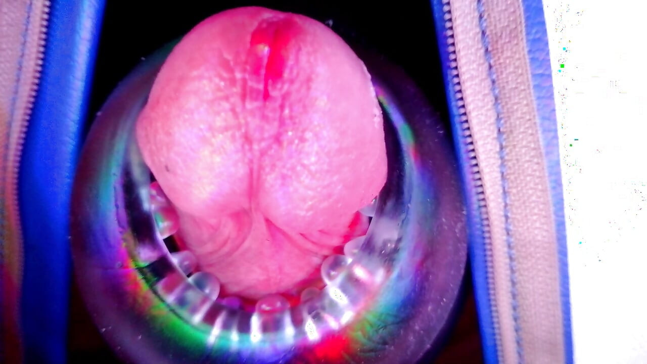 Weer een dag in Fleshlight Paradise, vandaag spuit ik wit, wit, wit :D