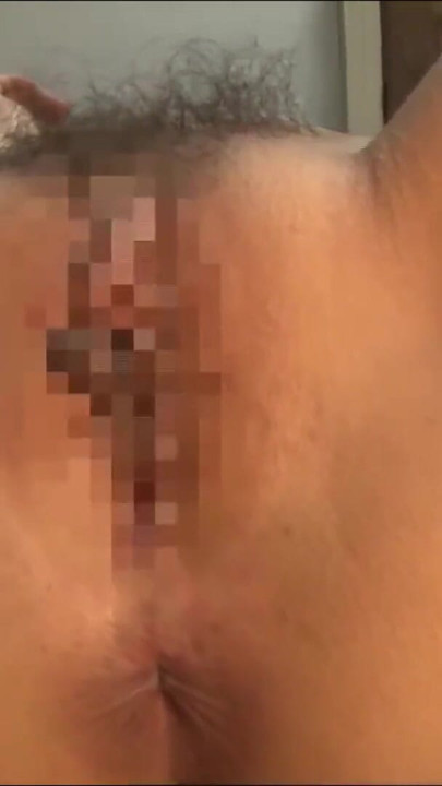 she gets sweaty and juicy as she wiggles her sore hips lewdly 4 | Clip 3