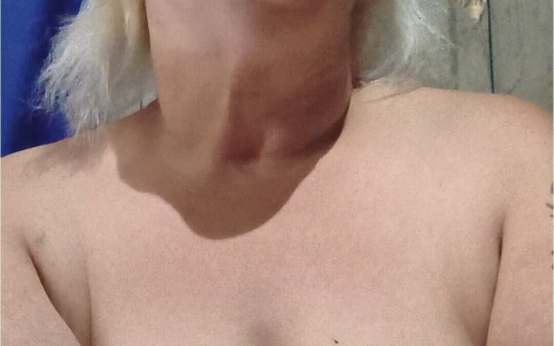 Tina's Watching a Hot Show with Sex Scenes Shes Cumming if You Know What I Mean