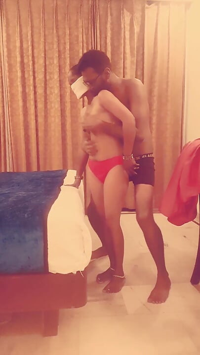 Padosi ki patni ko tasli se choda