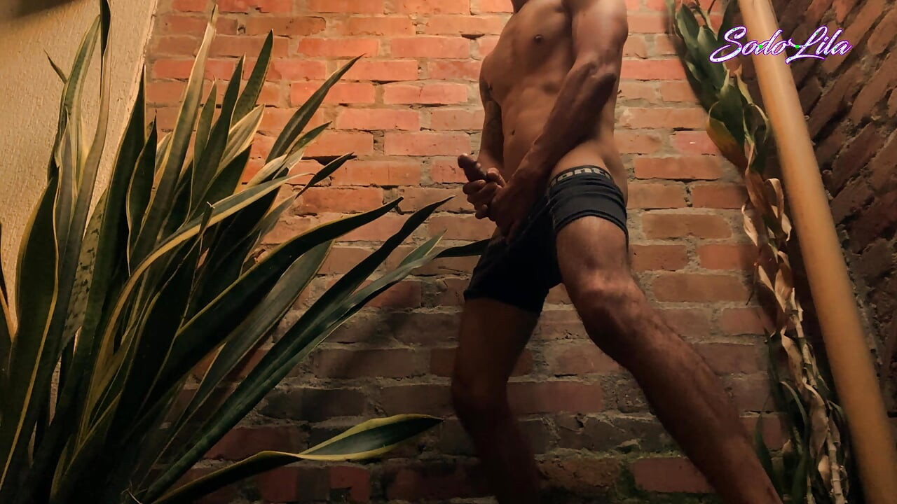 Daily solo fun, until I find a girl to make videos with again. D-5