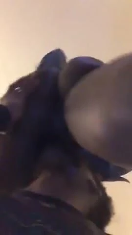 Juicy buttz