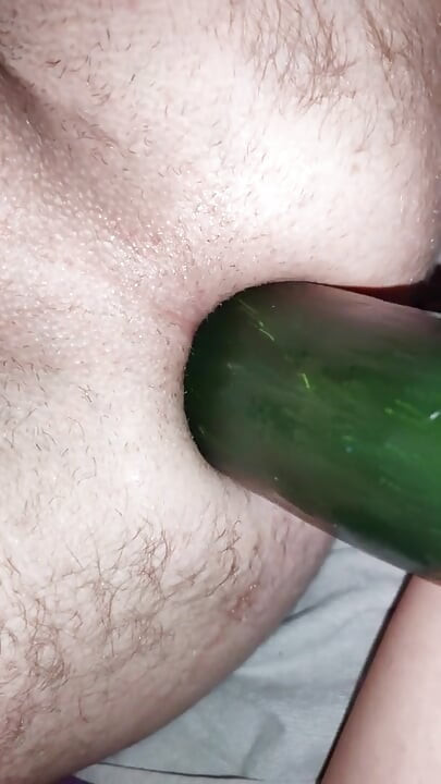 เธอใส่ผักในตูดฉัน