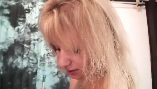 We fucked each other, first my friend fucked me and then i fucked my friend with strapon, see yourself, nice and deep
