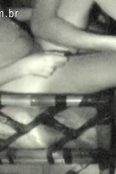 Bitching between friends and several sluts ends up in the dark. The flashlight saved the footage