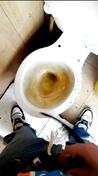 Work n peesing.