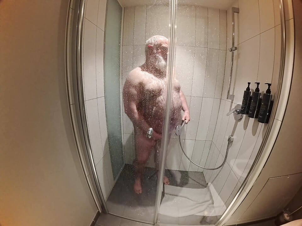 Taking a Shower in Stuttgart