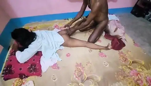 Aku adalah wanita Bangladesh, jadi aku sering