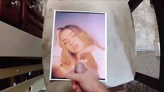 Sabrina carpenter boşalma anısına 022
