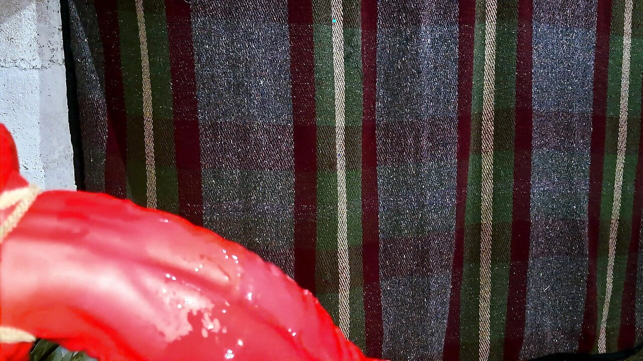 NAGA MERAH, KUAT SANGAT TEBAL DAN PANJANG, PENGHANCUR BERTAHUN-TAHUN