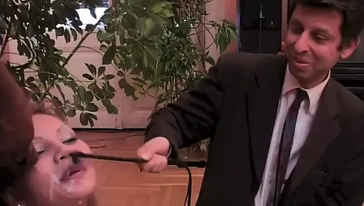 Эта BBC Уничтожает Маленького Ориентала