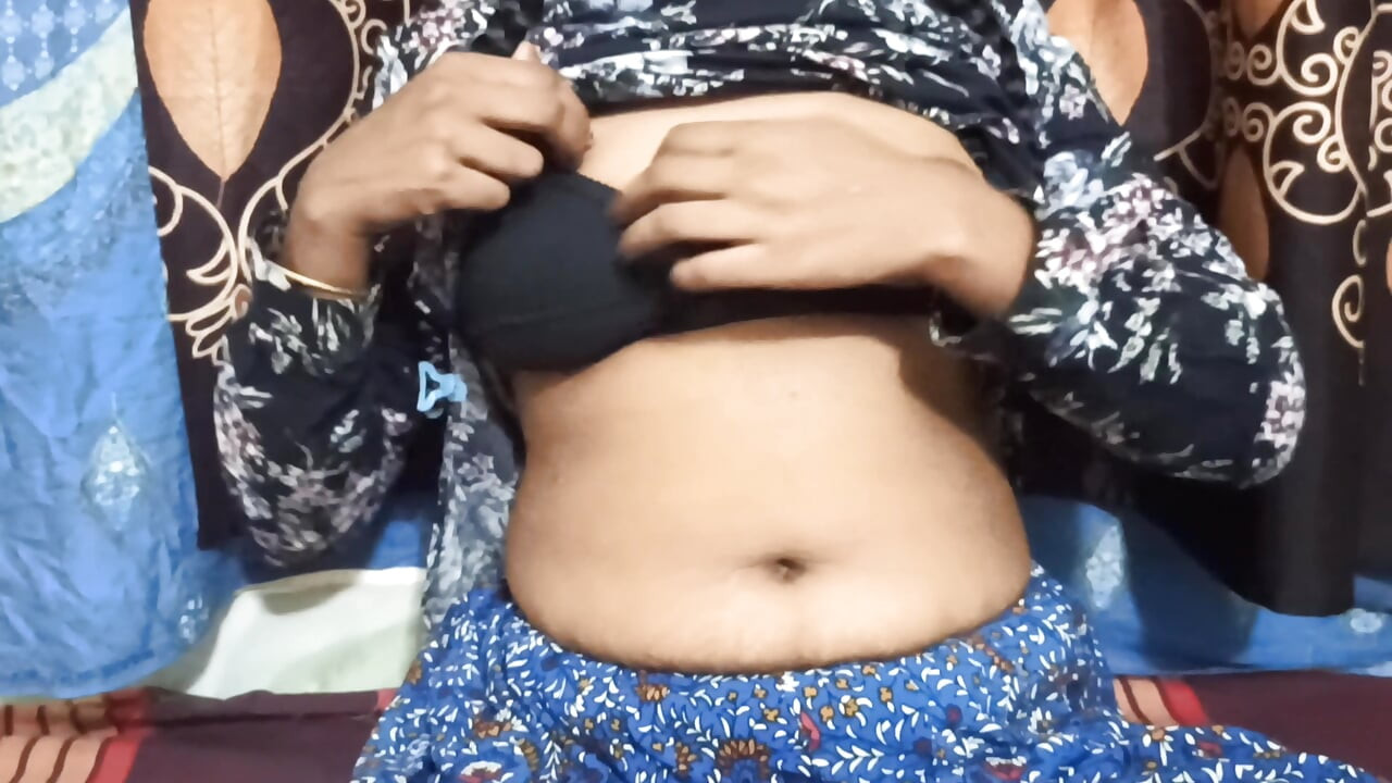 Beautiful Desi School Girl Fucking Muslim Step Brother Small finger in