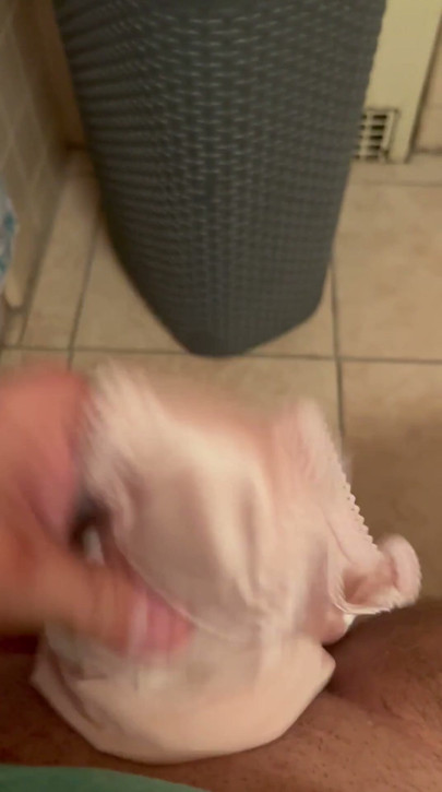 Jerking off in mother inlaws pissy pantys | Clip 1