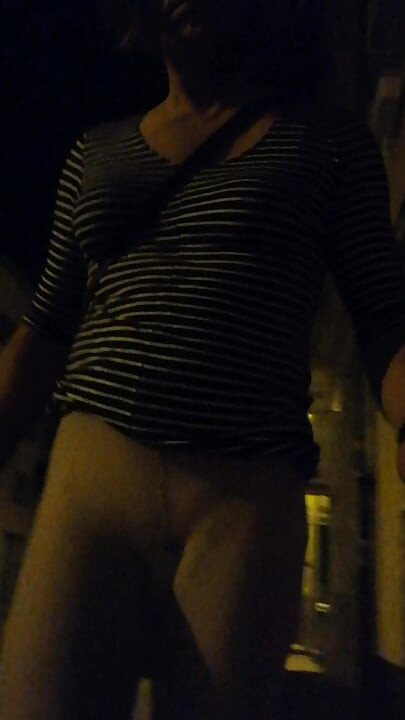 Nur in Strumpfhose