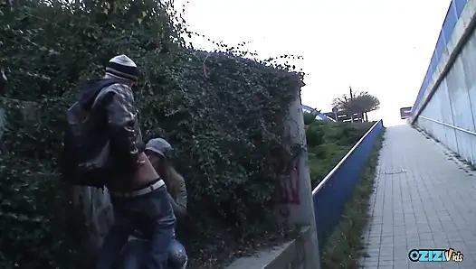 En seediest getto, açık havada üremenin göreceli barış içinde yapilabildiği yerdir
