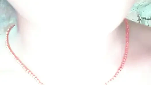 Соло-видео горячей индийской девушки дези в настоящем домашнем видео с сексуальной индийской девушкой