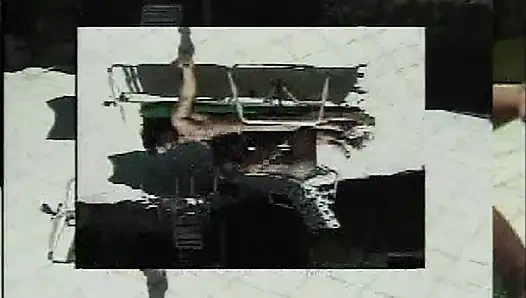 Interrassische Schwesternschaftsparty am pool