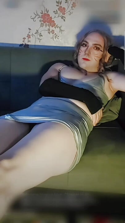 Pishach vasna mujhe dhoomrpan ki tarah lapetti hai