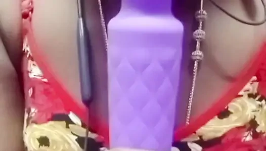 Hintli Hintli tamil evli kadın renu çıplak canlı çağrı vibratör göğüsleri amcığı azdırıyor büyük göt ateşli sesi açıyor! Renuraj